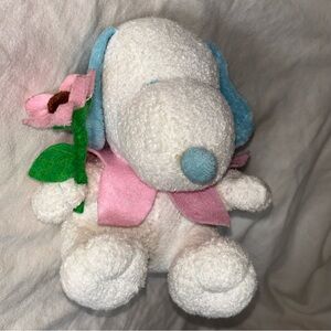 Peanuts Snoopy Plush White & Blue Stuffed Animal Dog 6.5” w/ Pink Spring Flower